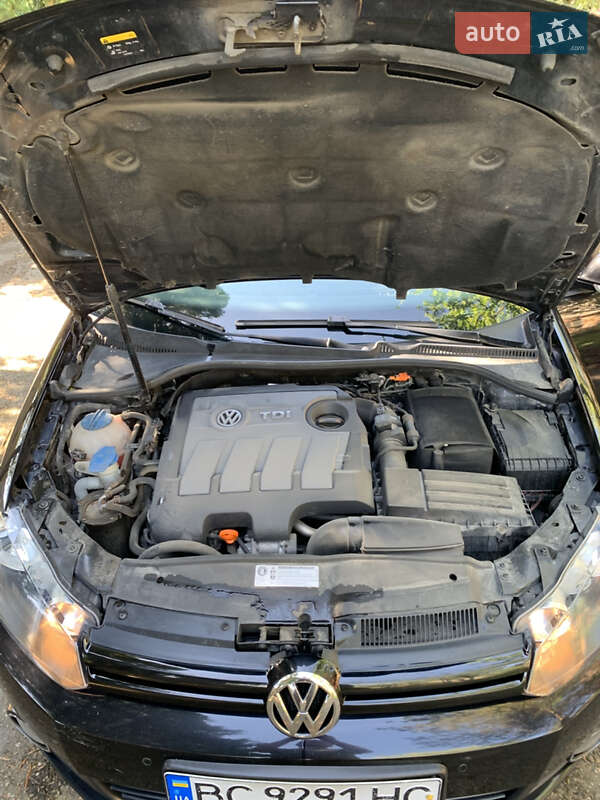 Універсал Volkswagen Golf 2013 в Самборі