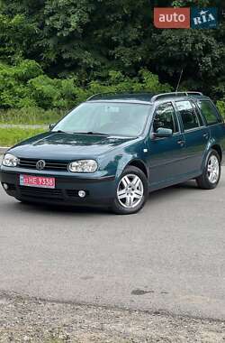 Універсал Volkswagen Golf 2002 в Красилові