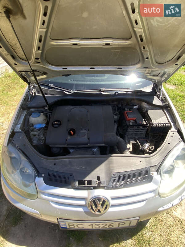 Хэтчбек Volkswagen Golf 2004 в Львове фото 12 Хэтчбек Volkswagen Golf 2004 в Львове