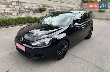 Хэтчбек Volkswagen Golf 2009 в Днепре