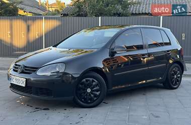 Хетчбек Volkswagen Golf 2005 в Самборі