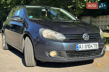 Хетчбек Volkswagen Golf 2010 в Києві