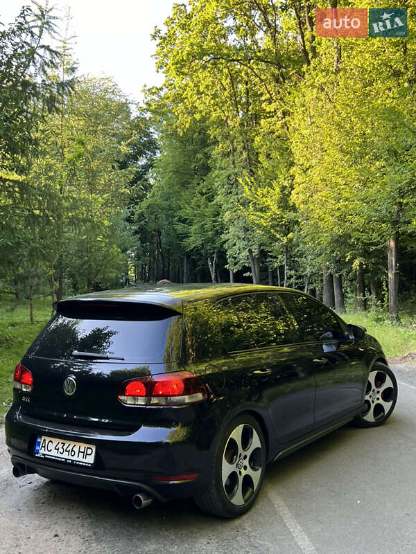 Хетчбек Volkswagen Golf 2009 в Луцьку