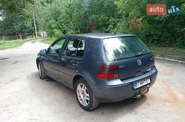 Хетчбек Volkswagen Golf 2001 в Липовій Долині