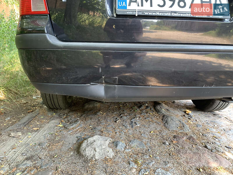 Універсал Volkswagen Golf 2002 в Бердичеві