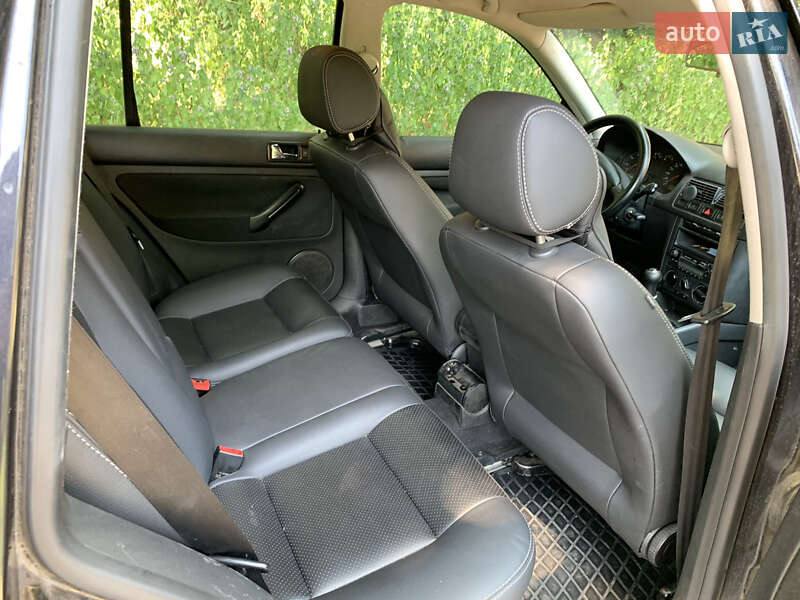 Універсал Volkswagen Golf 2002 в Бердичеві