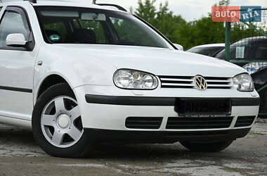 Универсал Volkswagen Golf 2003 в Луцке