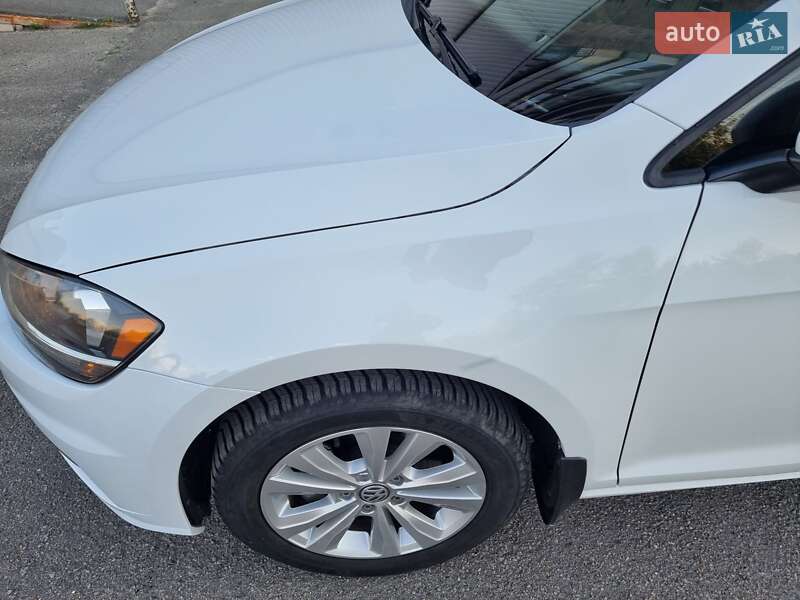 Универсал Volkswagen Golf 2019 в Харькове