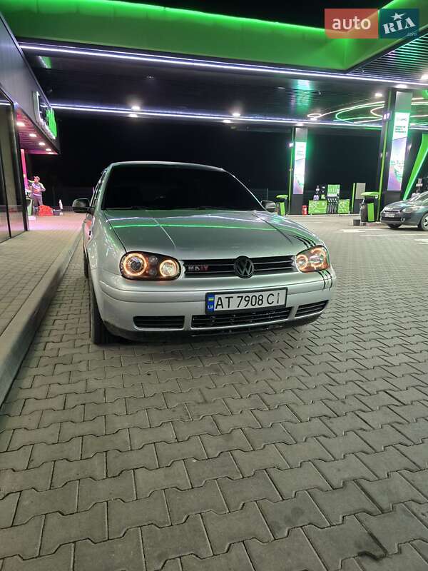 Volkswagen Golf 2001