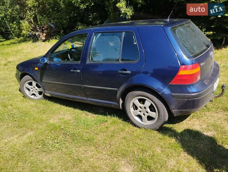 Хетчбек Volkswagen Golf 1999 в Черкасах
