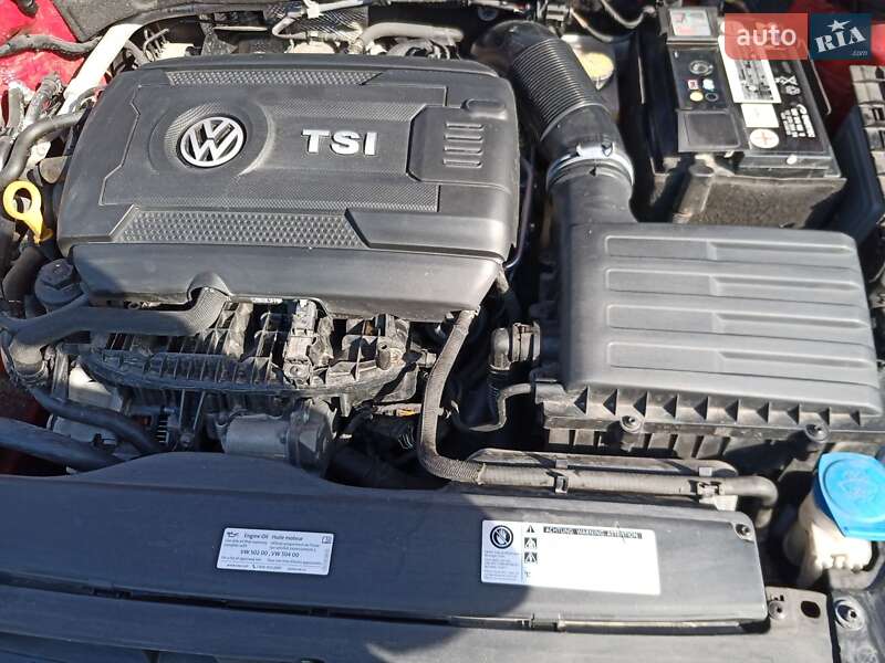 Універсал Volkswagen Golf 2017 в Києві