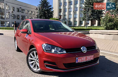 Хетчбек Volkswagen Golf 2015 в Рівному