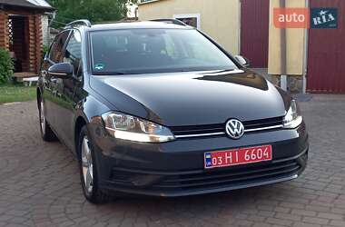Универсал Volkswagen Golf 2018 в Львове