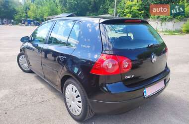 Хетчбек Volkswagen Golf 2007 в Чернігові
