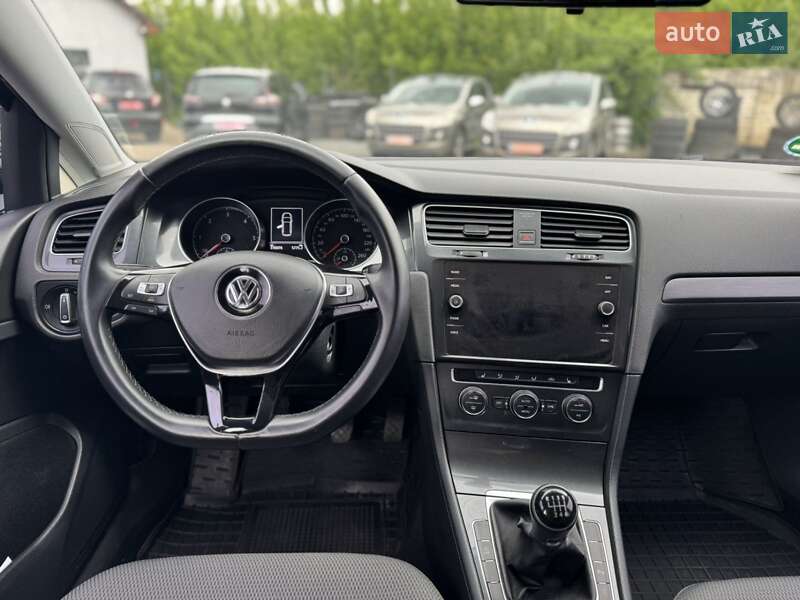 Универсал Volkswagen Golf 2017 в Дубно фото 3 Универсал Volkswagen Golf 2017 в Дубно