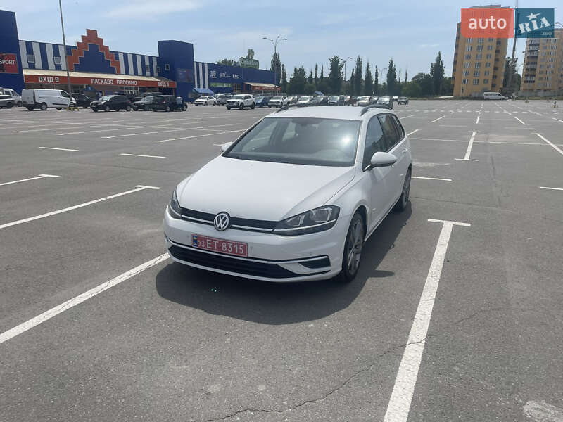 Універсал Volkswagen Golf 2019 в Кам'янець-Подільському
