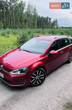 Універсал Volkswagen Golf 2015 в Сарнах