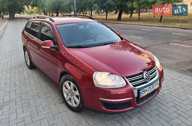 Універсал Volkswagen Golf 2008 в Миколаєві