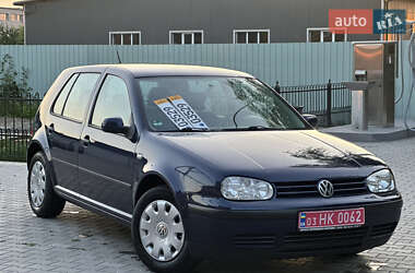 Хэтчбек Volkswagen Golf 2001 в Тернополе