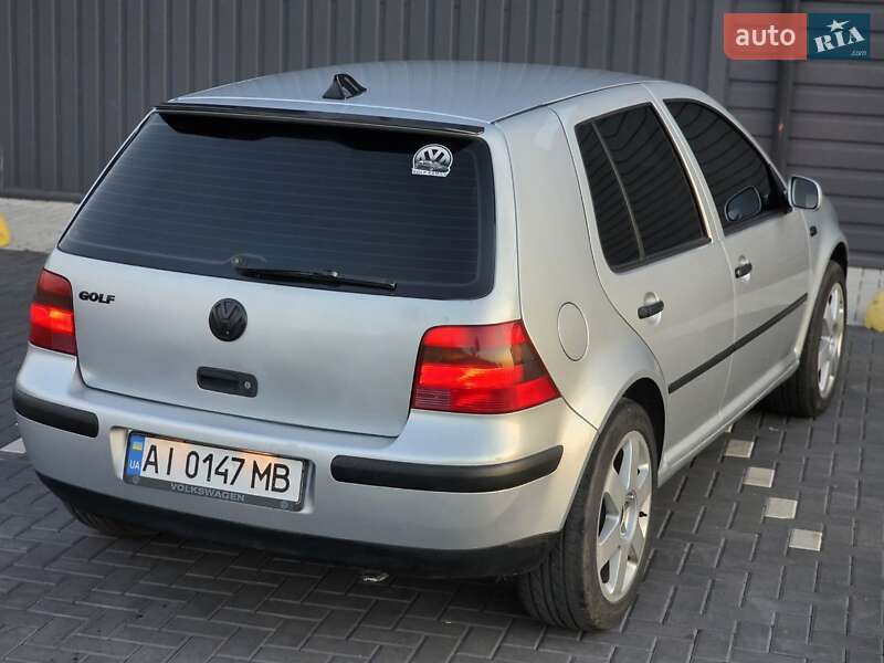 Хетчбек Volkswagen Golf 2000 в Кропивницькому