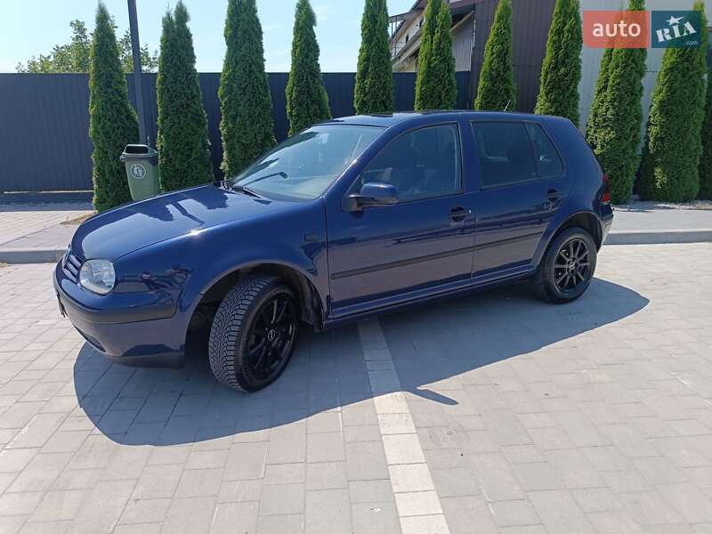 Хэтчбек Volkswagen Golf 2001 в Каменец-Подольском
