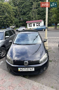 Хэтчбек Volkswagen Golf 2010 в Ужгороде