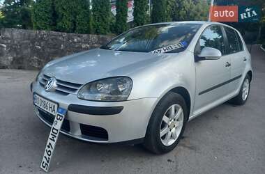 Хетчбек Volkswagen Golf 2004 в Тернополі