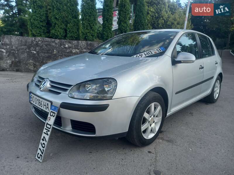 Volkswagen Golf 2004