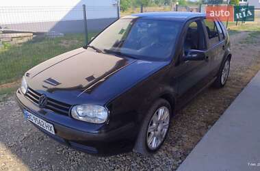 Хетчбек Volkswagen Golf 2002 в Стрию