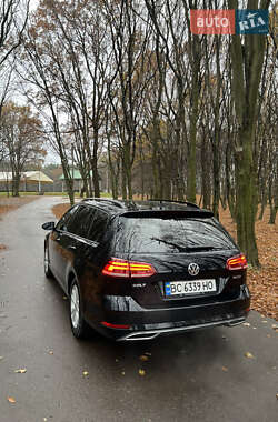 Универсал Volkswagen Golf 2019 в Львове