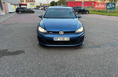 Хэтчбек Volkswagen Golf 2015 в Драбове