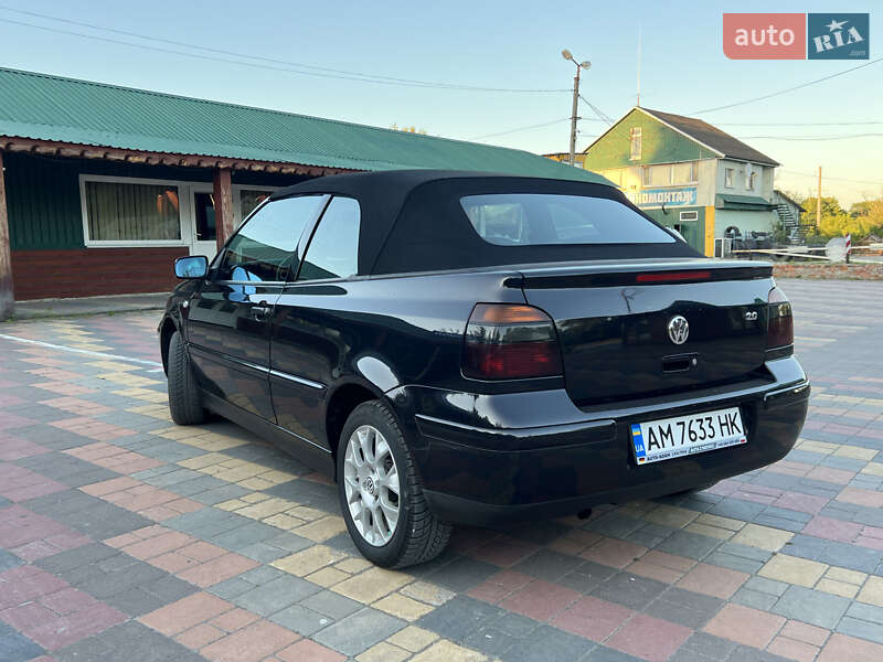 Кабриолет Volkswagen Golf 2001 в Бердичеве