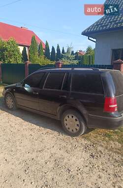Універсал Volkswagen Golf 2001 в Городку
