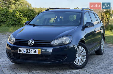 Универсал Volkswagen Golf 2010 в Луцке