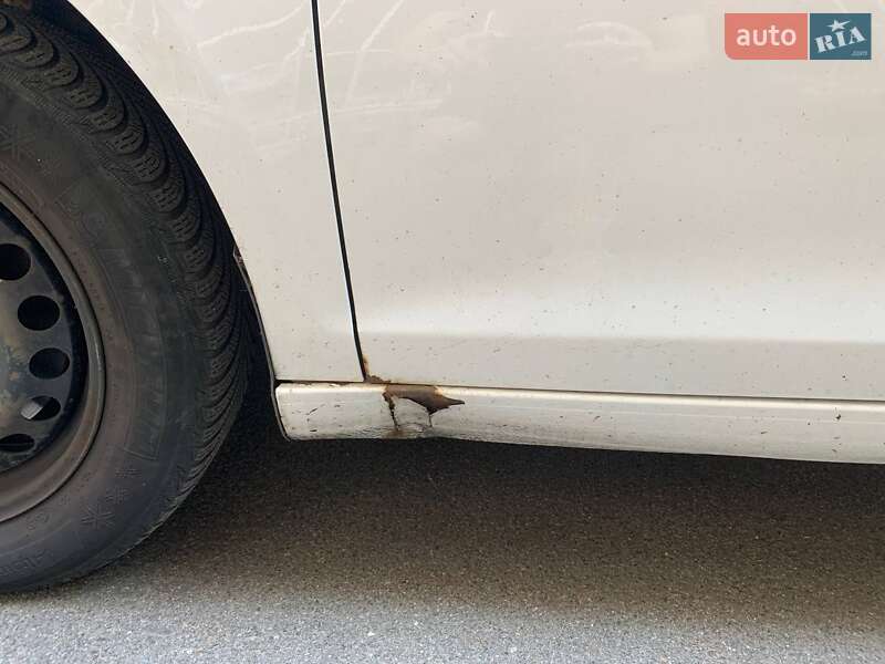 Хэтчбек Volkswagen Golf 2011 в Киеве фото 12 Хэтчбек Volkswagen Golf 2011 в Киеве