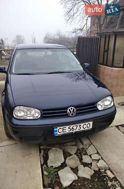 Хэтчбек Volkswagen Golf 2000 в Черновцах