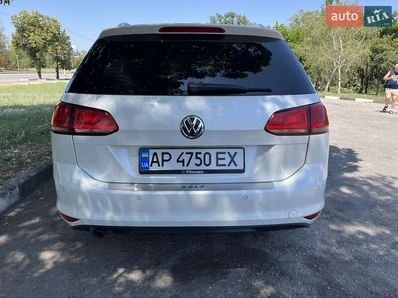 Універсал Volkswagen Golf 2015 в Запоріжжі