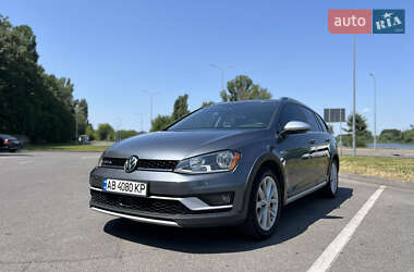 Универсал Volkswagen Golf 2016 в Виннице