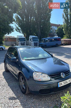 Хэтчбек Volkswagen Golf 2008 в Ровно