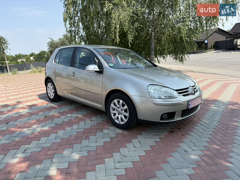 Хетчбек Volkswagen Golf 2005 в Білій Церкві