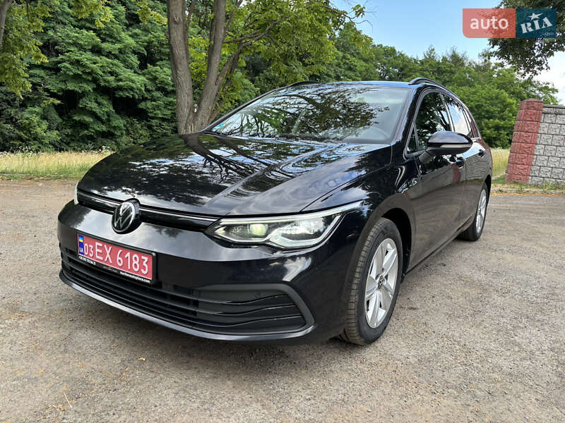 Volkswagen Golf 2021