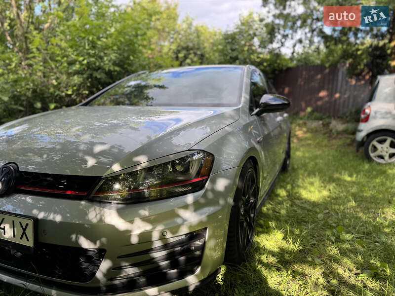 Volkswagen Golf 2017