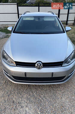 Универсал Volkswagen Golf 2015 в Помошной