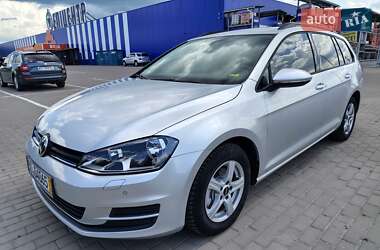 Универсал Volkswagen Golf 2013 в Дубно