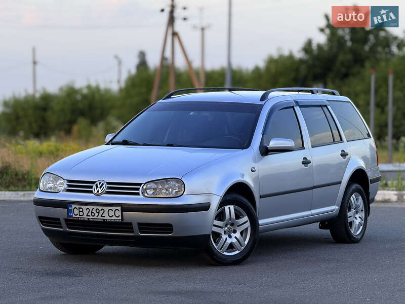 Універсал Volkswagen Golf 2001 в Мені