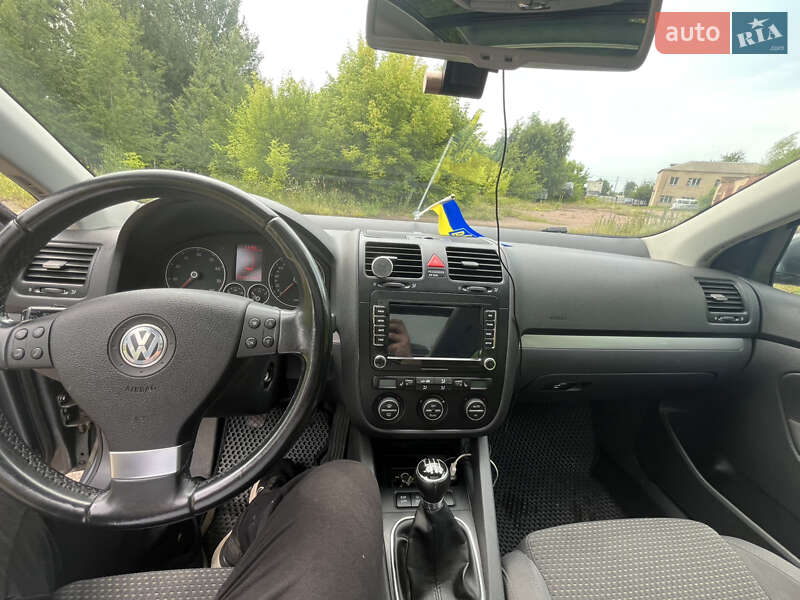 Універсал Volkswagen Golf 2009 в Харкові