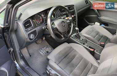 Универсал Volkswagen Golf 2017 в 