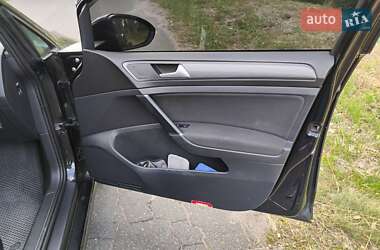 Универсал Volkswagen Golf 2017 в 