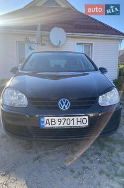 Хетчбек Volkswagen Golf 2005 в Вінниці