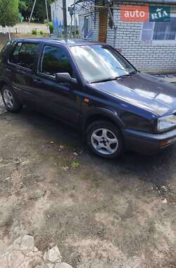 Хетчбек Volkswagen Golf 1994 в Зборові